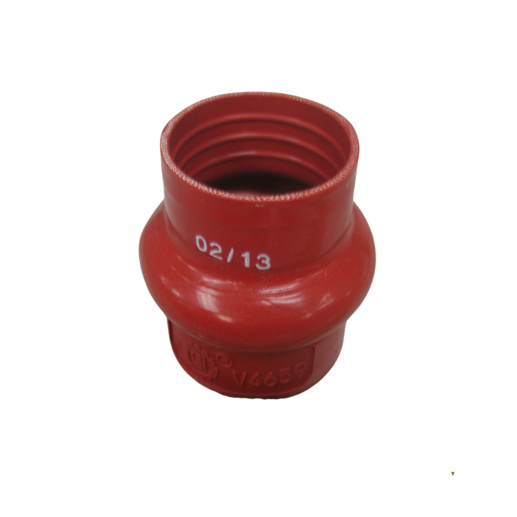 Tamerx Turbo Hump Hose for International Navistar DT466E engines, OEM 675723C2, high-quality performance.